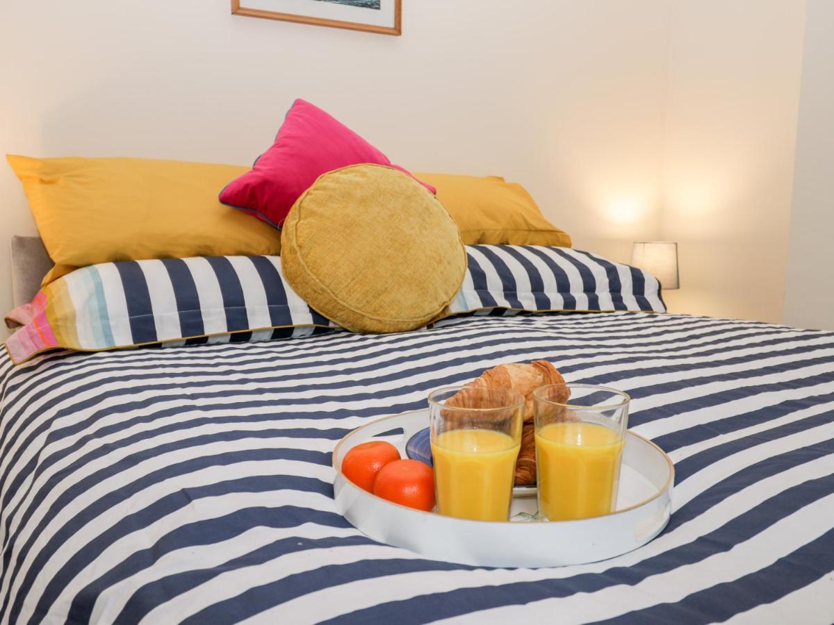 휫비 Harbour Hideaway 빌라 외부 사진